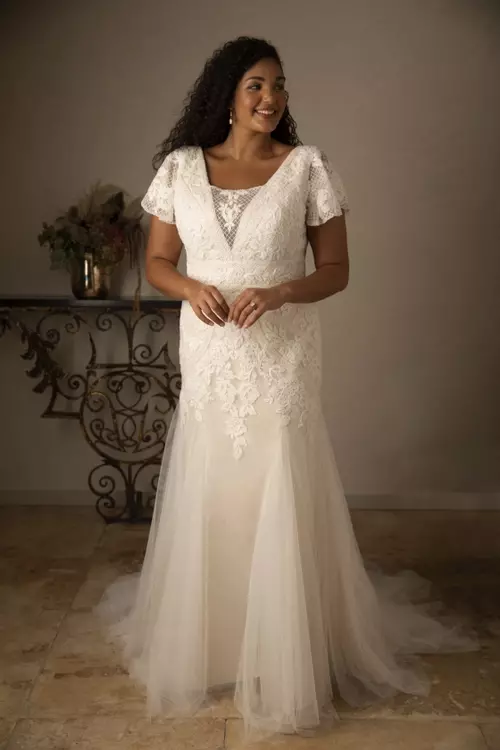 Natasha TC W432 Modern Graphic Lace Wedding Dress True Curves